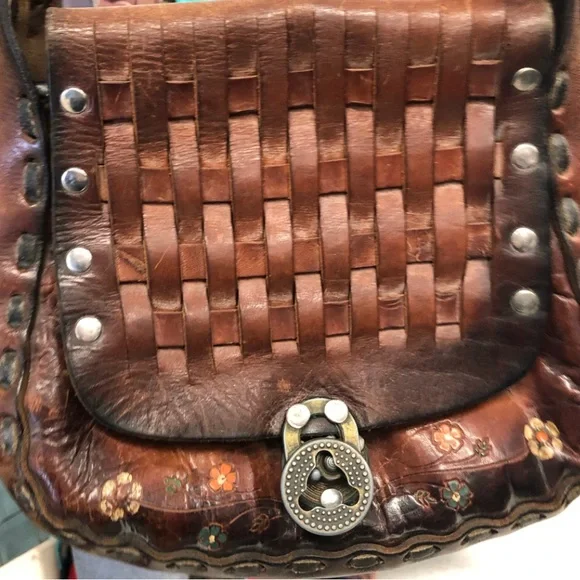RARE vintage stamped Mexico  basket weave tooled leather shoulder hobo rare gem! - Picture 4 of 16